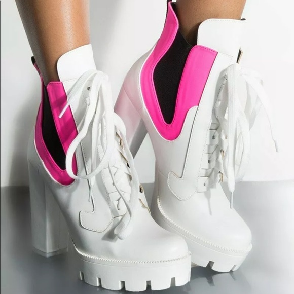 Bubble Gum Gamer Girl Boot - Picture 2 of 5